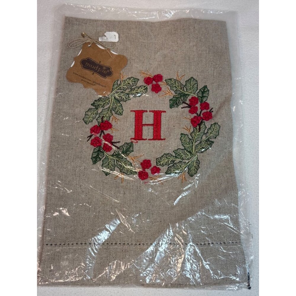 Mud Pie set of 2 initial H embroidered Christmas holly wreath French knot towel - Picture 8 of 9